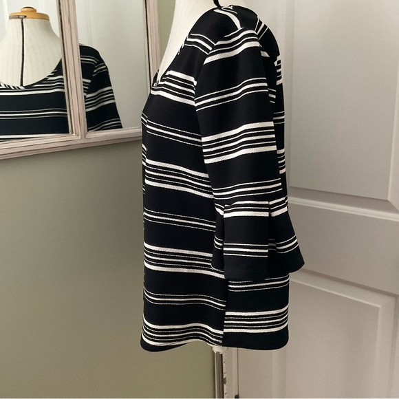 GREEN ENVELOPE, BLACK AND WHITE STRIPED BLOUSE,SIZE: L - Picture 4 of 10